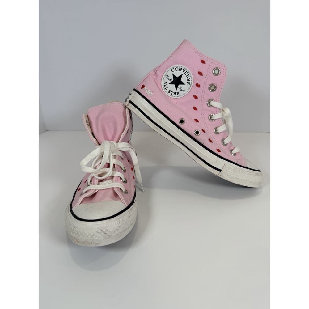 Converse Chuck Taylor All Star Valentine's Day Pink Sneakers,‎ Size 7 U.S.